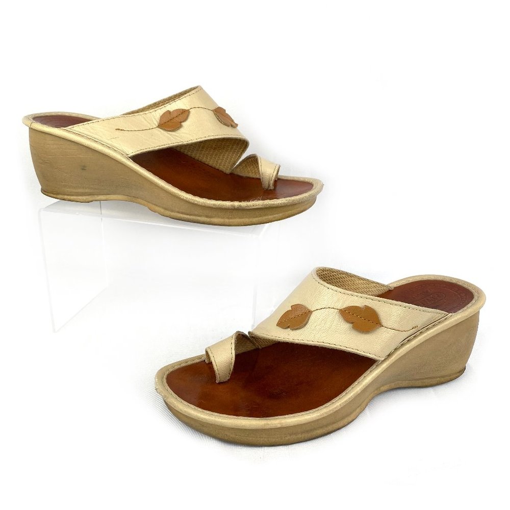 Fly Flot Sandals Beige Leather Toe Loop Wedge 38